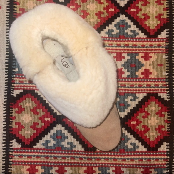 SUADE UGG BOOTS WITH BUCKLE - Picture 6 of 9